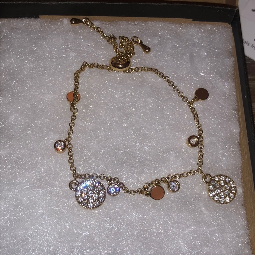 Gold adjustable bracelet